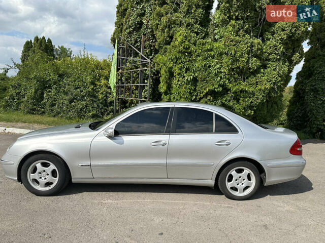 Сірий Мерседес Е-Клас, об'ємом двигуна 2.2 л та пробігом 287 тис. км за 7600 $, фото 1 на Automoto.ua