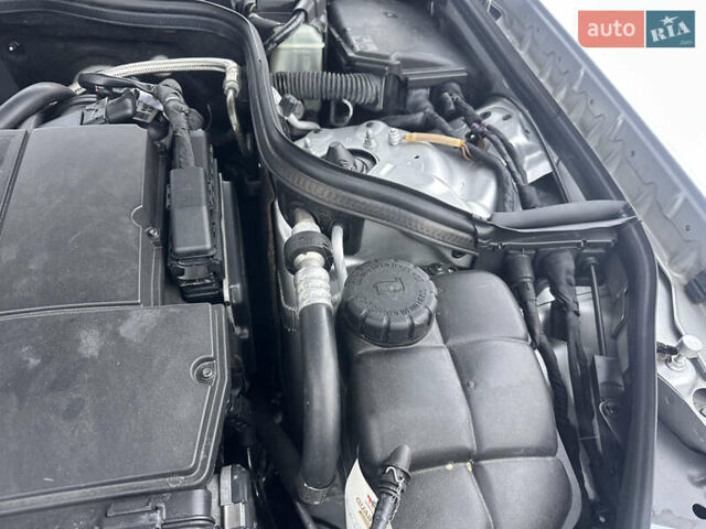 Серый Мерседес Е-Класс, объемом двигателя 1.8 л и пробегом 289 тыс. км за 6750 $, фото 76 на Automoto.ua