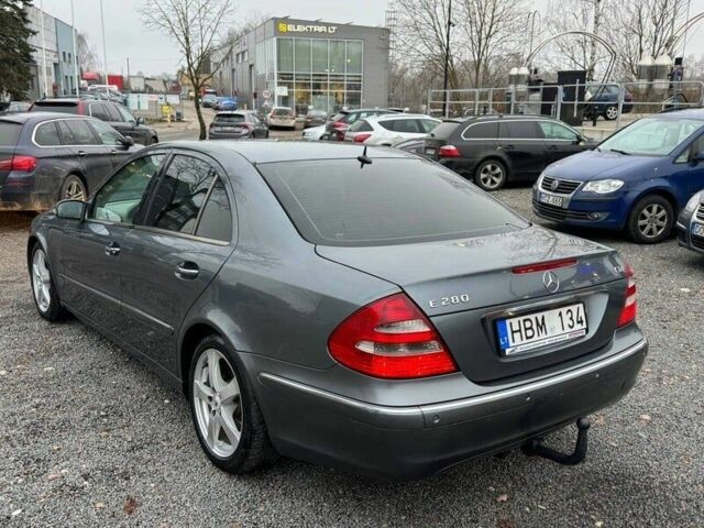 Серый Мерседес Е-Класс, объемом двигателя 0 л и пробегом 278 тыс. км за 2800 $, фото 5 на Automoto.ua