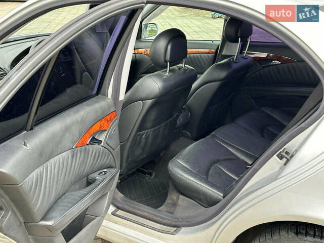 Сірий Мерседес Е-Клас, об'ємом двигуна 0 л та пробігом 370 тис. км за 2905 $, фото 8 на Automoto.ua
