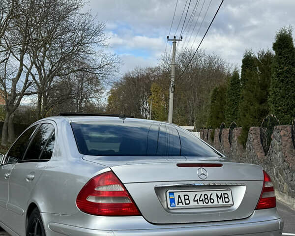 Мерседес Е-Клас 2004 у Вінниці на Automoto.ua Сірий Мерседес Е-Клас, об'ємом двигуна 1.8 л та пробігом 459 тис. км за 4799 $, фото 24 на Automoto.ua