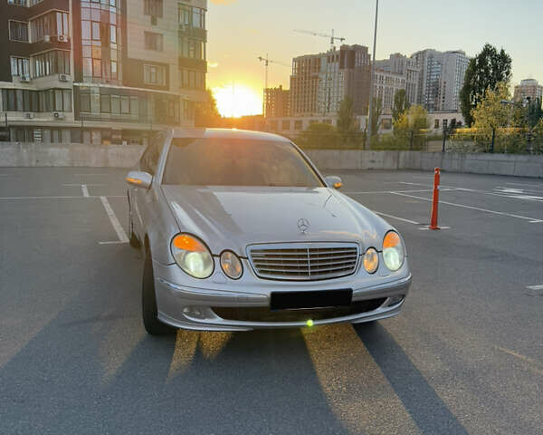 Серый Мерседес Е-Класс, объемом двигателя 1.8 л и пробегом 257 тыс. км за 5500 $, фото 3 на Automoto.ua