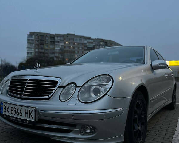 Серый Мерседес Е-Класс, объемом двигателя 2.69 л и пробегом 406 тыс. км за 7000 $, фото 1 на Automoto.ua