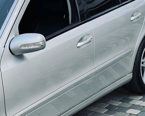 Мерседес Е-Клас 2004 у Івано-Франківську на Automoto.ua Сірий Мерседес Е-Клас, об'ємом двигуна 2.15 л та пробігом 462 тис. км за 8100 $, фото 15 на Automoto.ua