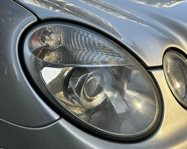 Мерседес Е-Клас 2004 у Івано-Франківську на Automoto.ua Сірий Мерседес Е-Клас, об'ємом двигуна 2.1 л та пробігом 305 тис. км за 6500 $, фото 7 на Automoto.ua