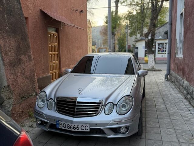 Серый Мерседес Е-Класс, объемом двигателя 3.2 л и пробегом 296 тыс. км за 7200 $, фото 5 на Automoto.ua