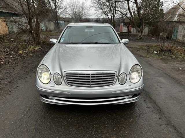 Сірий Мерседес Е-Клас, об'ємом двигуна 2.7 л та пробігом 360 тис. км за 3300 $, фото 1 на Automoto.ua
