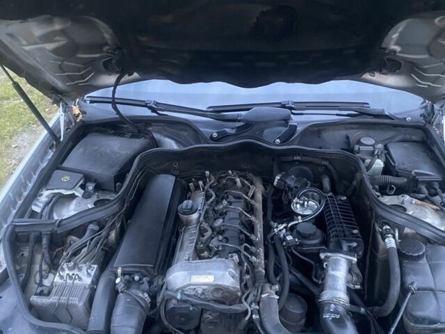 Сірий Мерседес Е-Клас, об'ємом двигуна 2.7 л та пробігом 100 тис. км за 3300 $, фото 6 на Automoto.ua