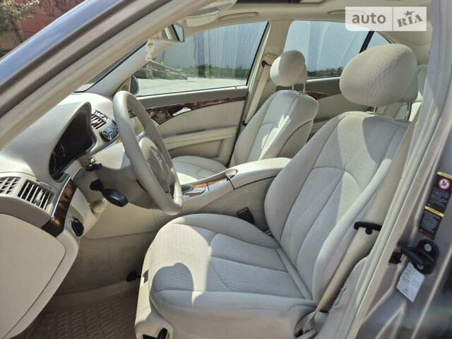 Сірий Мерседес Е-Клас, об'ємом двигуна 1.8 л та пробігом 281 тис. км за 11400 $, фото 10 на Automoto.ua