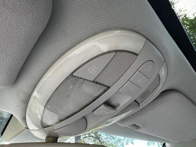 Серый Мерседес Е-Класс, объемом двигателя 2.6 л и пробегом 445 тыс. км за 6980 $, фото 21 на Automoto.ua