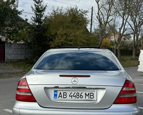 Мерседес Е-Клас 2004 у Вінниці на Automoto.ua Сірий Мерседес Е-Клас, об'ємом двигуна 1.8 л та пробігом 459 тис. км за 4799 $, фото 22 на Automoto.ua