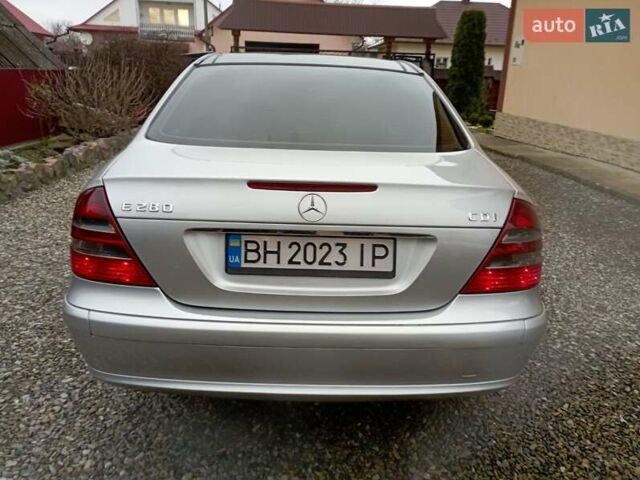 Сірий Мерседес Е-Клас, об'ємом двигуна 2.15 л та пробігом 302 тис. км за 6400 $, фото 5 на Automoto.ua