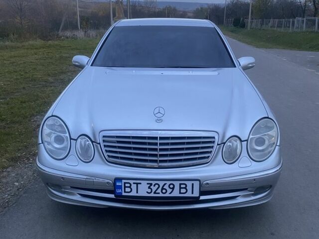 Сірий Мерседес Е-Клас, об'ємом двигуна 2.7 л та пробігом 100 тис. км за 3300 $, фото 1 на Automoto.ua