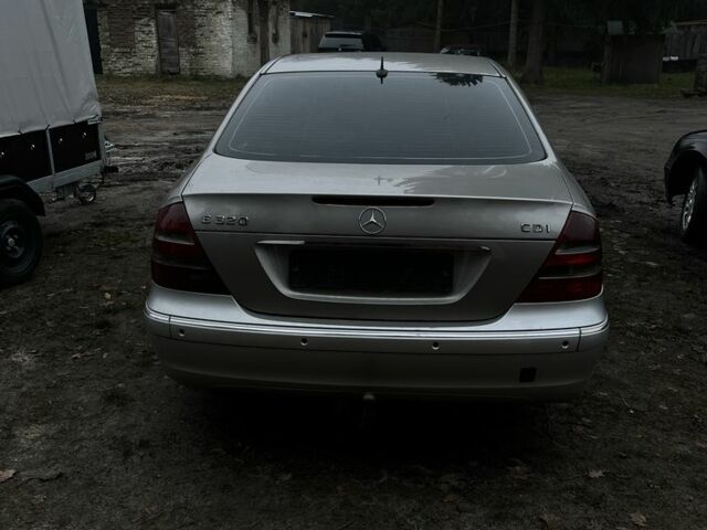 Сірий Мерседес Е-Клас, об'ємом двигуна 3.2 л та пробігом 340 тис. км за 4500 $, фото 2 на Automoto.ua