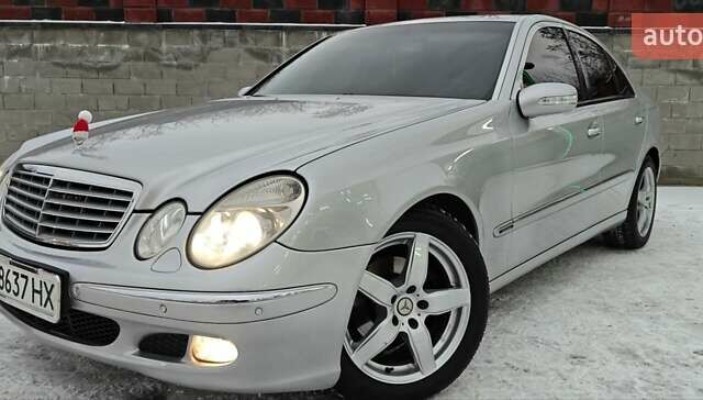 Сірий Мерседес Е-Клас, об'ємом двигуна 2.69 л та пробігом 360 тис. км за 7777 $, фото 1 на Automoto.ua