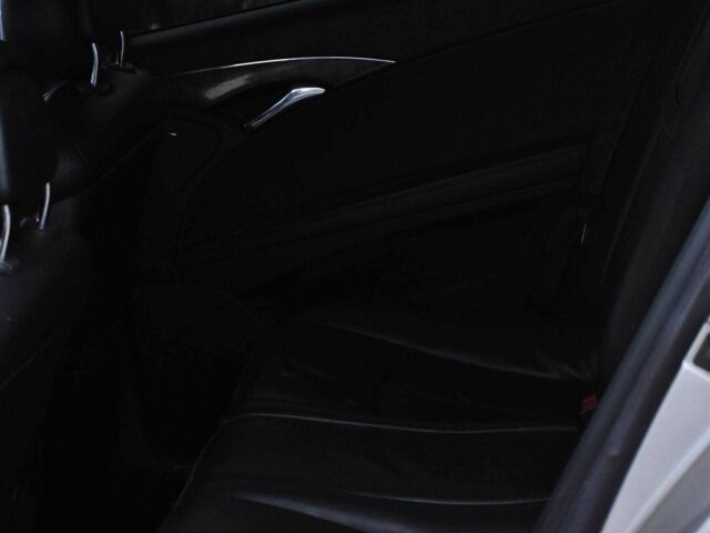 Сірий Мерседес Е-Клас, об'ємом двигуна 1.8 л та пробігом 482 тис. км за 6950 $, фото 19 на Automoto.ua