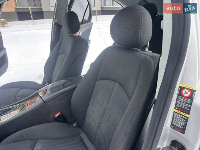 Серый Мерседес Е-Класс, объемом двигателя 1.8 л и пробегом 289 тыс. км за 6750 $, фото 33 на Automoto.ua