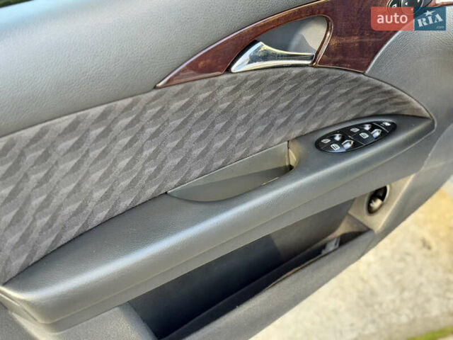 Сірий Мерседес Е-Клас, об'ємом двигуна 2.7 л та пробігом 400 тис. км за 8300 $, фото 51 на Automoto.ua