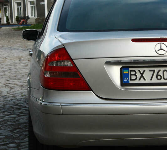 Серый Мерседес Е-Класс, объемом двигателя 1.8 л и пробегом 380 тыс. км за 6500 $, фото 5 на Automoto.ua