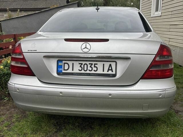 Серый Мерседес Е-Класс, объемом двигателя 2.7 л и пробегом 502 тыс. км за 6500 $, фото 6 на Automoto.ua