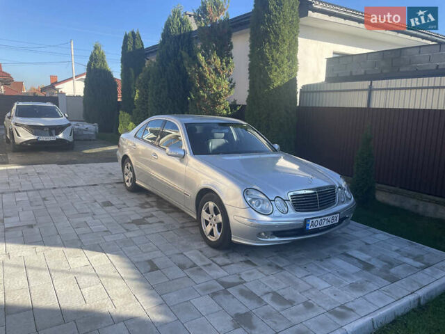 Серый Мерседес Е-Класс, объемом двигателя 3.2 л и пробегом 356 тыс. км за 7800 $, фото 1 на Automoto.ua