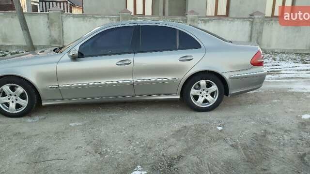 Серый Мерседес Е-Класс, объемом двигателя 2.6 л и пробегом 214 тыс. км за 6300 $, фото 8 на Automoto.ua