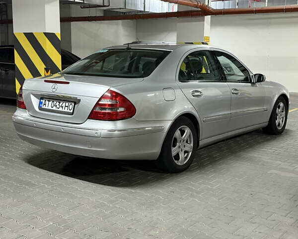 Серый Мерседес Е-Класс, объемом двигателя 2.15 л и пробегом 306 тыс. км за 7800 $, фото 6 на Automoto.ua