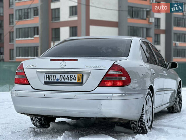 Серый Мерседес Е-Класс, объемом двигателя 1.8 л и пробегом 289 тыс. км за 6750 $, фото 30 на Automoto.ua