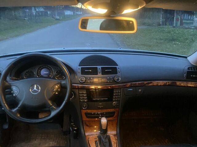 Сірий Мерседес Е-Клас, об'ємом двигуна 2.7 л та пробігом 100 тис. км за 3300 $, фото 10 на Automoto.ua