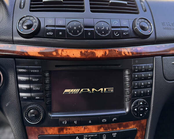 Серый Мерседес Е-Класс, объемом двигателя 3.22 л и пробегом 408 тыс. км за 8200 $, фото 9 на Automoto.ua