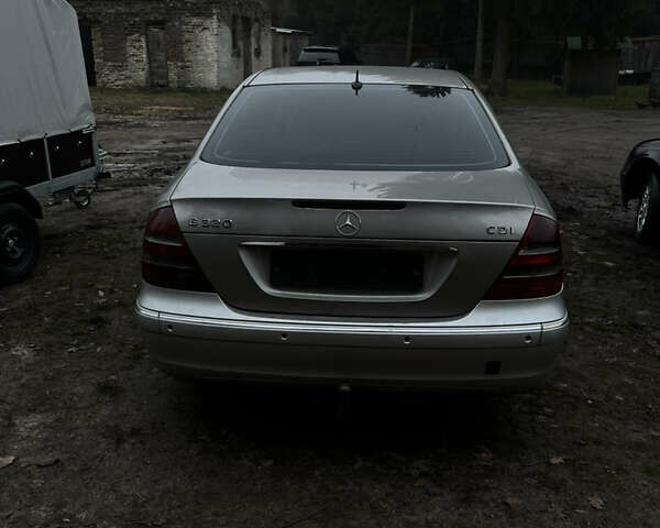 Сірий Мерседес Е-Клас, об'ємом двигуна 3.22 л та пробігом 340 тис. км за 4200 $, фото 1 на Automoto.ua