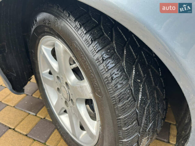 Серый Мерседес Е-Класс, объемом двигателя 2.2 л и пробегом 359 тыс. км за 6450 $, фото 49 на Automoto.ua