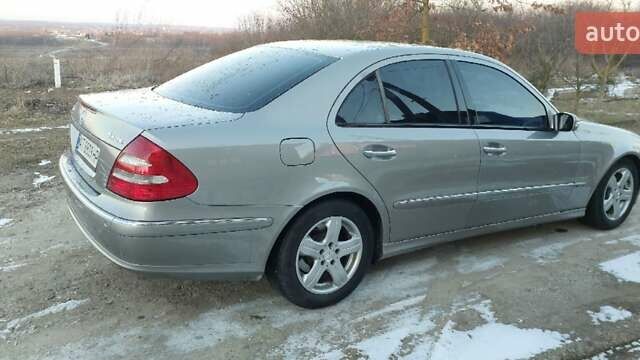 Серый Мерседес Е-Класс, объемом двигателя 2.6 л и пробегом 214 тыс. км за 6300 $, фото 7 на Automoto.ua