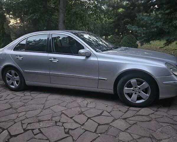 Сірий Мерседес Е-Клас, об'ємом двигуна 3.2 л та пробігом 263 тис. км за 7250 $, фото 8 на Automoto.ua