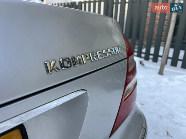 Серый Мерседес Е-Класс, объемом двигателя 1.8 л и пробегом 291 тыс. км за 7350 $, фото 61 на Automoto.ua