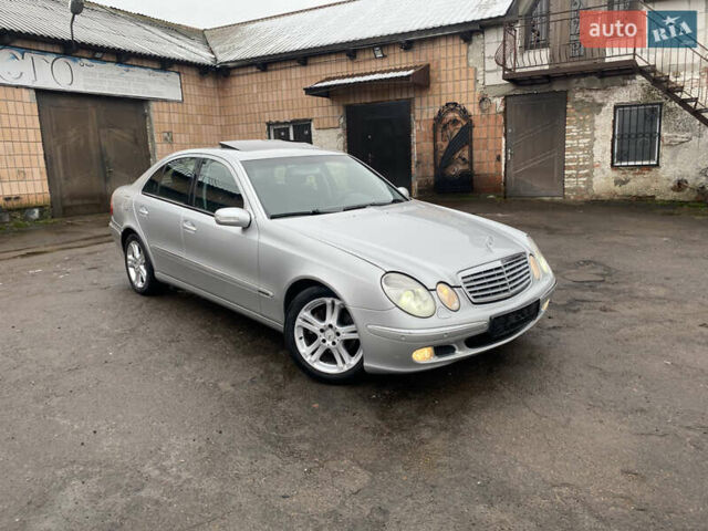 Сірий Мерседес Е-Клас, об'ємом двигуна 3.2 л та пробігом 272 тис. км за 3850 $, фото 5 на Automoto.ua