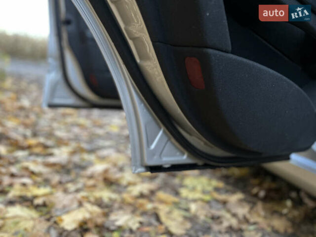 Мерседес Е-Клас 2004 у Тернополі на Automoto.ua Сірий Мерседес Е-Клас, об'ємом двигуна 2.2 л та пробігом 333 тис. км за 5750 $, фото 22 на Automoto.ua