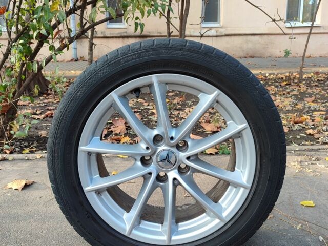 Серый Мерседес Е-Класс, объемом двигателя 2.1 л и пробегом 443 тыс. км за 8300 $, фото 16 на Automoto.ua