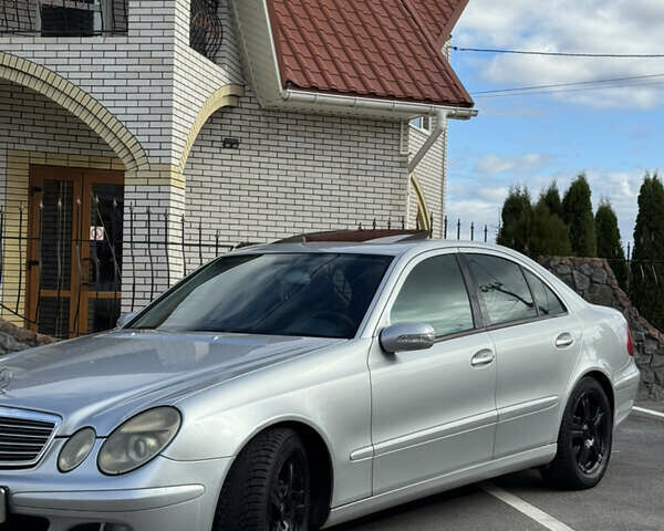 Мерседес Е-Клас 2004 у Вінниці на Automoto.ua Сірий Мерседес Е-Клас, об'ємом двигуна 1.8 л та пробігом 459 тис. км за 4799 $, фото 28 на Automoto.ua