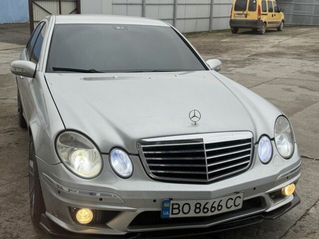 Серый Мерседес Е-Класс, объемом двигателя 3.2 л и пробегом 296 тыс. км за 7200 $, фото 3 на Automoto.ua