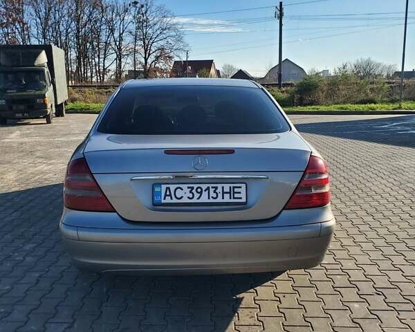 Серый Мерседес Е-Класс, объемом двигателя 2.15 л и пробегом 420 тыс. км за 7000 $, фото 9 на Automoto.ua