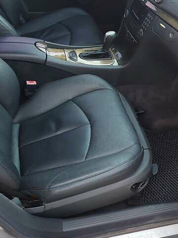 Серый Мерседес Е-Класс, объемом двигателя 2.6 л и пробегом 214 тыс. км за 6300 $, фото 16 на Automoto.ua