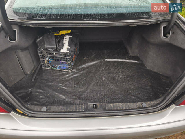 Мерседес Е-Клас 2004 у Чернігові на Automoto.ua Сірий Мерседес Е-Клас, об'ємом двигуна 2.2 л та пробігом 380 тис. км за 7000 $, фото 12 на Automoto.ua