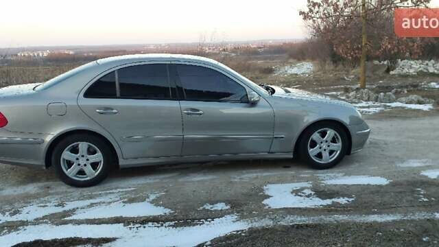 Серый Мерседес Е-Класс, объемом двигателя 2.6 л и пробегом 214 тыс. км за 6300 $, фото 5 на Automoto.ua