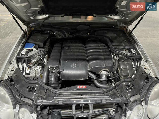 Серый Мерседес Е-Класс, объемом двигателя 2.15 л и пробегом 306 тыс. км за 7800 $, фото 15 на Automoto.ua