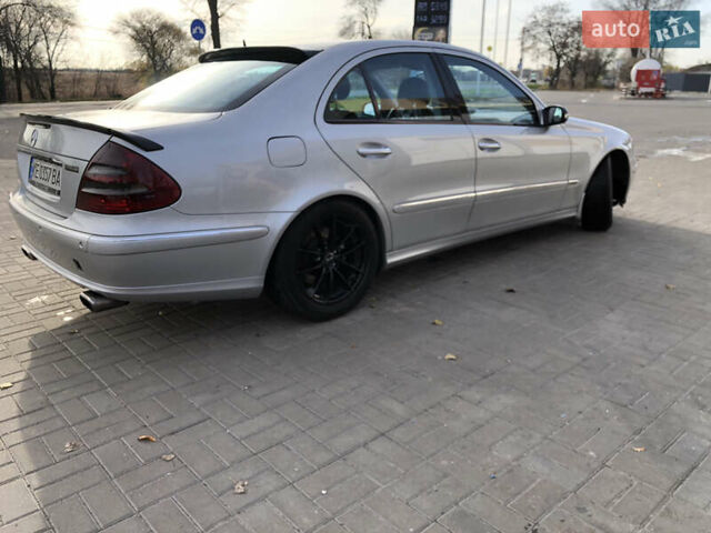 Серый Мерседес Е-Класс, объемом двигателя 2.7 л и пробегом 153 тыс. км за 7200 $, фото 4 на Automoto.ua