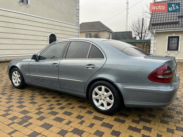 Серый Мерседес Е-Класс, объемом двигателя 2.2 л и пробегом 359 тыс. км за 6450 $, фото 11 на Automoto.ua