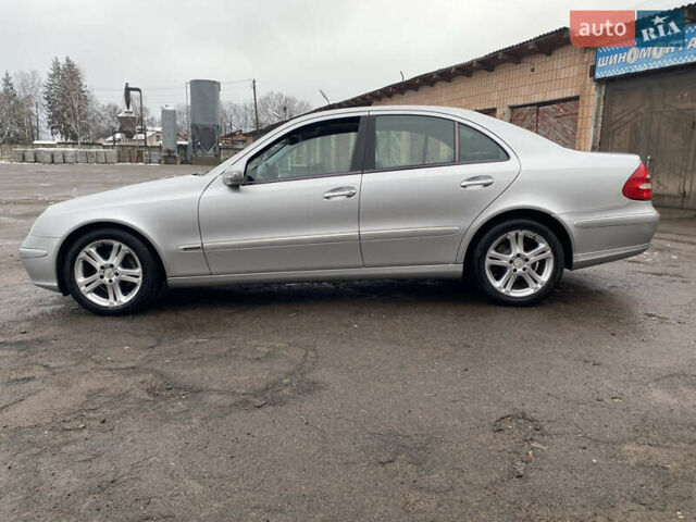 Сірий Мерседес Е-Клас, об'ємом двигуна 3.2 л та пробігом 272 тис. км за 3850 $, фото 14 на Automoto.ua