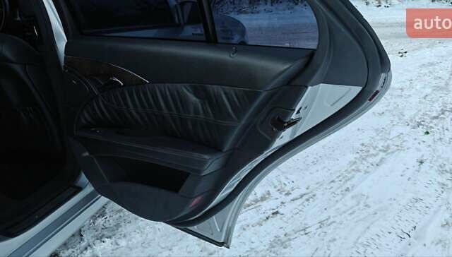 Сірий Мерседес Е-Клас, об'ємом двигуна 3.22 л та пробігом 495 тис. км за 7777 $, фото 19 на Automoto.ua