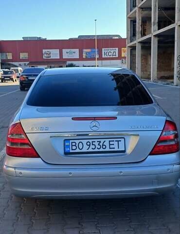 Серый Мерседес Е-Класс, объемом двигателя 1.8 л и пробегом 289 тыс. км за 7150 $, фото 2 на Automoto.ua